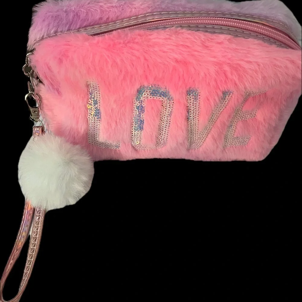 Kensie Pink Furry LOVE Cosmetic Bag Gift Set